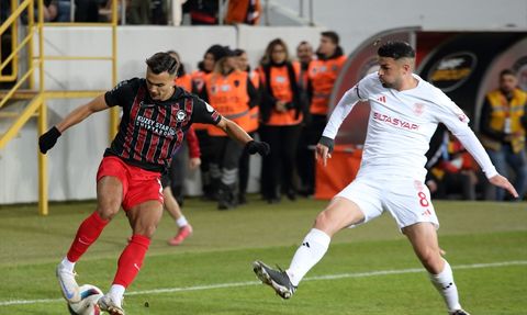 Ahlatcı Çorum FK, Pendikspor'u 1-0 Yenerek 3 Puan Elde Etti