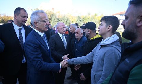 Bakan Uraloğlu'ndan İznik'te Hızlı Tren Müjdesi