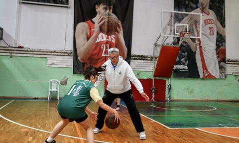 Basketbol Antrenörü Salim Taslı, Yeni Yeteneklerin Peşinde