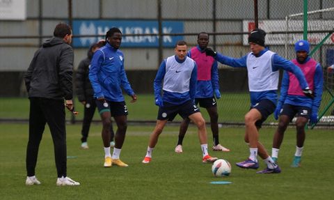 Çaykur Rizesporlu Papanikolaou: Trabzonspor Maçına Hazırlık Vurgusu