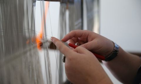 Hatay'da Kadınlara Yönelik İpek Dokumacılığı Kursu Başlatıldı