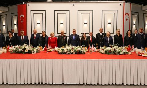 KKTC'nin 41. Kuruluş Yıldönümü İzmir'de Kutlandı