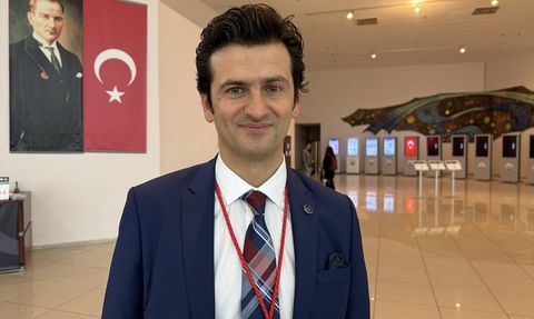 Kulak Temizleme Çöpleri İşitme Kaybı Riskini Artırıyor