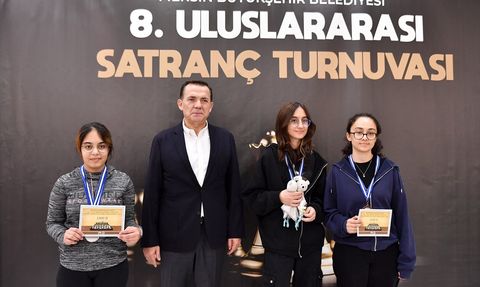 Mersin'de 8. Uluslararası Satranç Turnuvası Tamamlandı