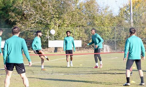 Sakaryaspor Kocaelispor Maçına Hazırlanıyor