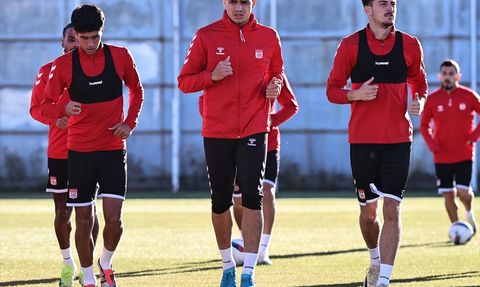 Sivasspor Fenerbahçe Maçına Hazırlanıyor