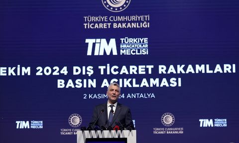 Ticaret Bakanı Bolat, Ekim Ayında İhracat Rekorunu Duyurdu