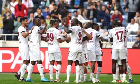 Trendyol Süper Lig'de İlk Yarı: Hatayspor 2, Gaziantep 1