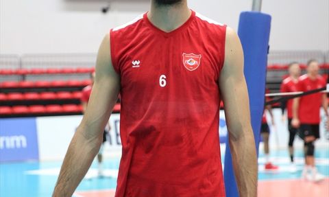 Alanya'nın Voleybolcusu Bardia Saadat Zirveye Çıkmayı Hedefliyor