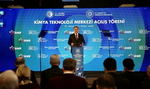 Bakan Kacır Kocaeli'de Kimya ve Teknoloji Merkezi'ni Açtı