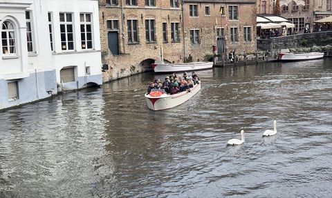 Brugge: Orta Çağ'ın Büyüleyici İhtişamı