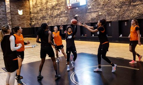 ÇBK Mersin Kadın Basketbol Takımı, Cumhurbaşkanlığı Kupası'nda Fenerbahçe ile Karşılaşacak