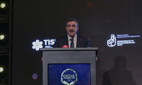 Cumhurbaşkanı Yardımcısı Yılmaz, Enflasyonla Mücadele ve İstihdam Stratejilerini Açıkladı