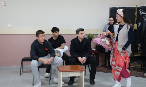 Edebiyat Kahramanları Karasu'da Canlandı