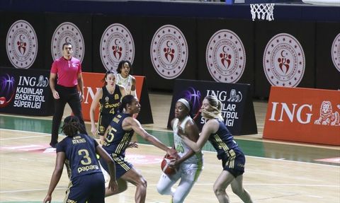 Fenerbahçe Opet, Danilos Pizza'yı Devirerek İstikrarı Sağladı