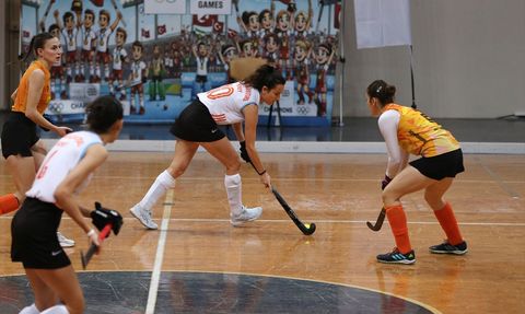 Salon Hokeyi Kadınlar Süper Lig Maçları Alanya'da Gerçekleşti