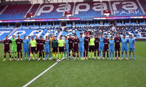 Trabzonspor'dan Zorlu Galibiyet: 6-1