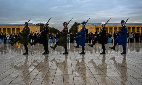 Türkiye Tenis Federasyonu Yönetimi Anıtkabir'i Ziyaret Etti