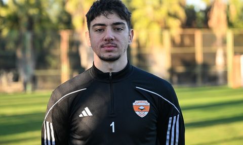 Adanaspor Futbol Takımının Hedefleri: Alt Sıralardan Kurtulmak ve Play-Off İddiası