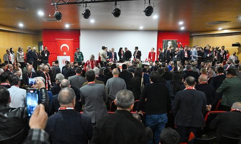 Antalyaspor'da Yeni Dönem: Mustafa Ergün Başkan Seçildi