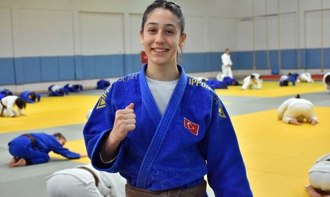 Büşra Ceylin Coşkun'dan Judoda Avrupa Üçüncülüğü