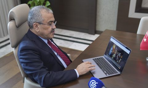 EPDK Başkanı Mustafa Yılmaz, Anadolu Ajansı'nın Yılın Kareleri Oylamasına Katıldı