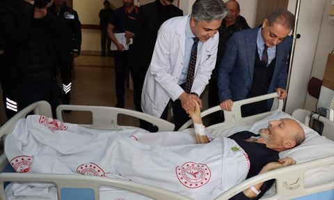 Erzincan'da Kalp Krizi Geçiren 72 Yaşındaki Hasta Başarıyla Taburcu Edildi