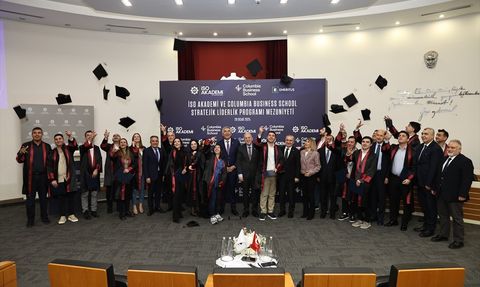 İSO Akademi İlk Mezunlarını Verdi: Stratejik Liderlik Yolculuğu