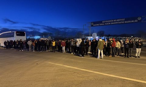 Kayserispor Taraftarlarından Tepki: Kaptan Gökhan Sazdağı Açıklamada Bulundu