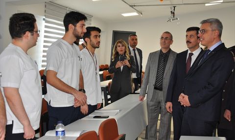 Kütahya'da Diş Hekimliği Fakültesi ve Hastanesinin Açılışı