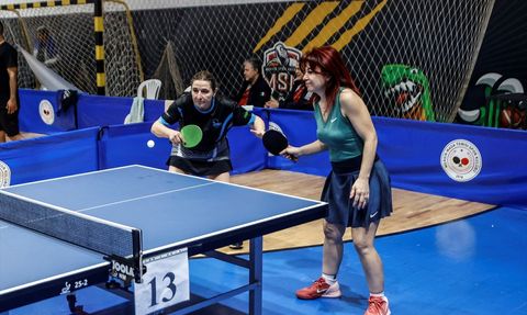 Mersin'de 4. Masa Tenisi Veteran Turnuvası Tamamlandı