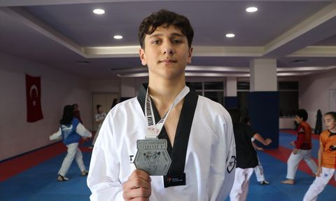 Mustafa Karadaş: Tekvandoda Zirveye Oynuyor