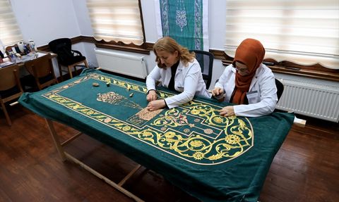 Selimiye Camisi'nin Yenilenen Minber Örtüsü Restorasyona Hazırlanıyor