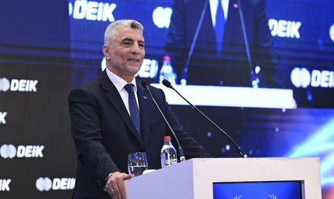 Ticaret Bakanı Bolat, Enflasyon ve Ekonomi Üzerine Değerlendirmelerde Bulundu