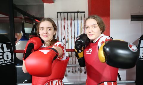 Wushu İkiz Kız Kardeşlerin Altın Hedefi