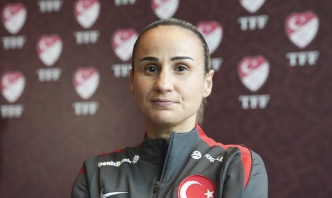 A Milli Kadın Futbol Takımı İrlanda Cumhuriyeti Maçına Hazırlanıyor