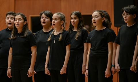 Devlet Çoksesli Çocuk Korosu'ndan Anma Konseri