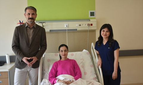 Konya'da Nadir Bir Hastalıktan Kurtulan Kadının Ameliyat Hikayesi