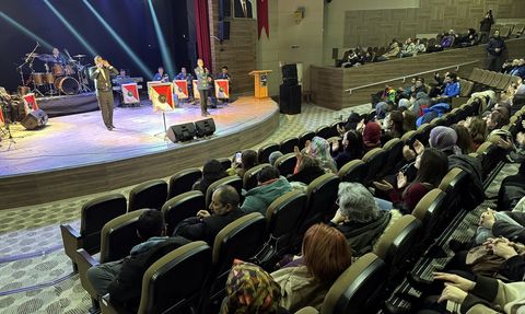 Polis Akademisi Bandosu Ardahan'da Muhteşem Bir Konser Gerçekleştirdi