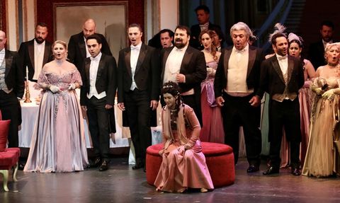 Samsun Devlet Opera ve Balesi 'La Traviata' ile Sanatseverlerle Buluştu