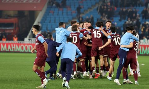 Trabzonspor UEFA Gençlik Ligi'nde Son 16'ya Yükseldi
