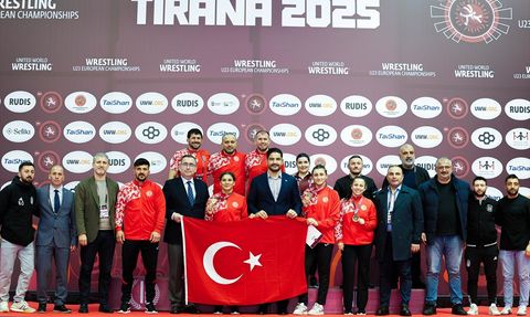 23 Yaş Altı Avrupa Güreş Şampiyonası'nda Türk Kadın Sporcuların Başarısı
