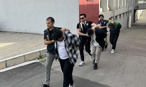 Adana'da Dolandırıcılık Operasyonu: 4 Zanlı Tutuklandı