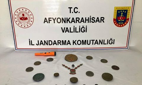Afyonkarahisar'da Tarihi Eser Kaçakçılığı Operasyonu