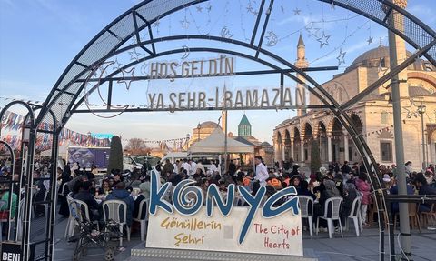 AK Parti Gençlik Kolları'nın Gençlere Verdiği Önem