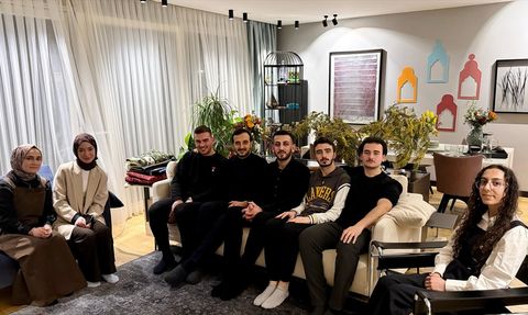 AK Parti İstanbul İl Başkanlığı'ndan Gönlüm de Açık Kapım da Programı