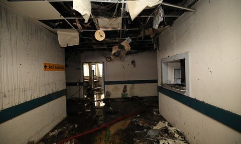 Akdeniz Üniversitesi Hastanesi'nde Yangın: Hızlı Tahliye ve Koordinasyon Örneği