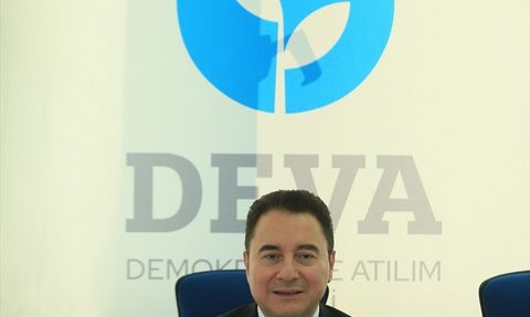 Ali Babacan Kocaeli'de Basın Toplantısı Düzenledi