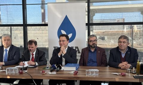 Ali Babacan, Konya'da Basın Toplantısı Düzenledi