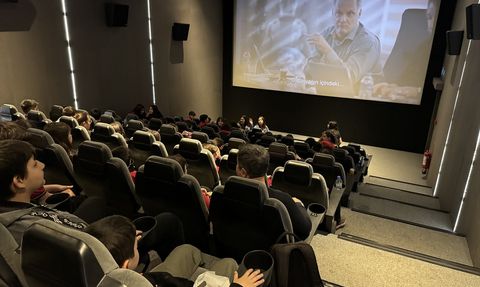 Antalya'da Öğrenciler Uzay Belgeseli İzledi